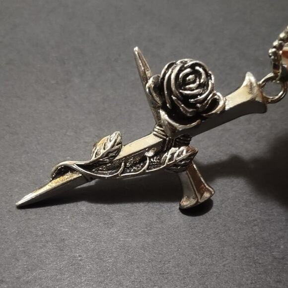 Crucifix Cross Necklace Rose Thorns Nails Catholic Christian Valentines Gift NEW - Picture 3 of 6